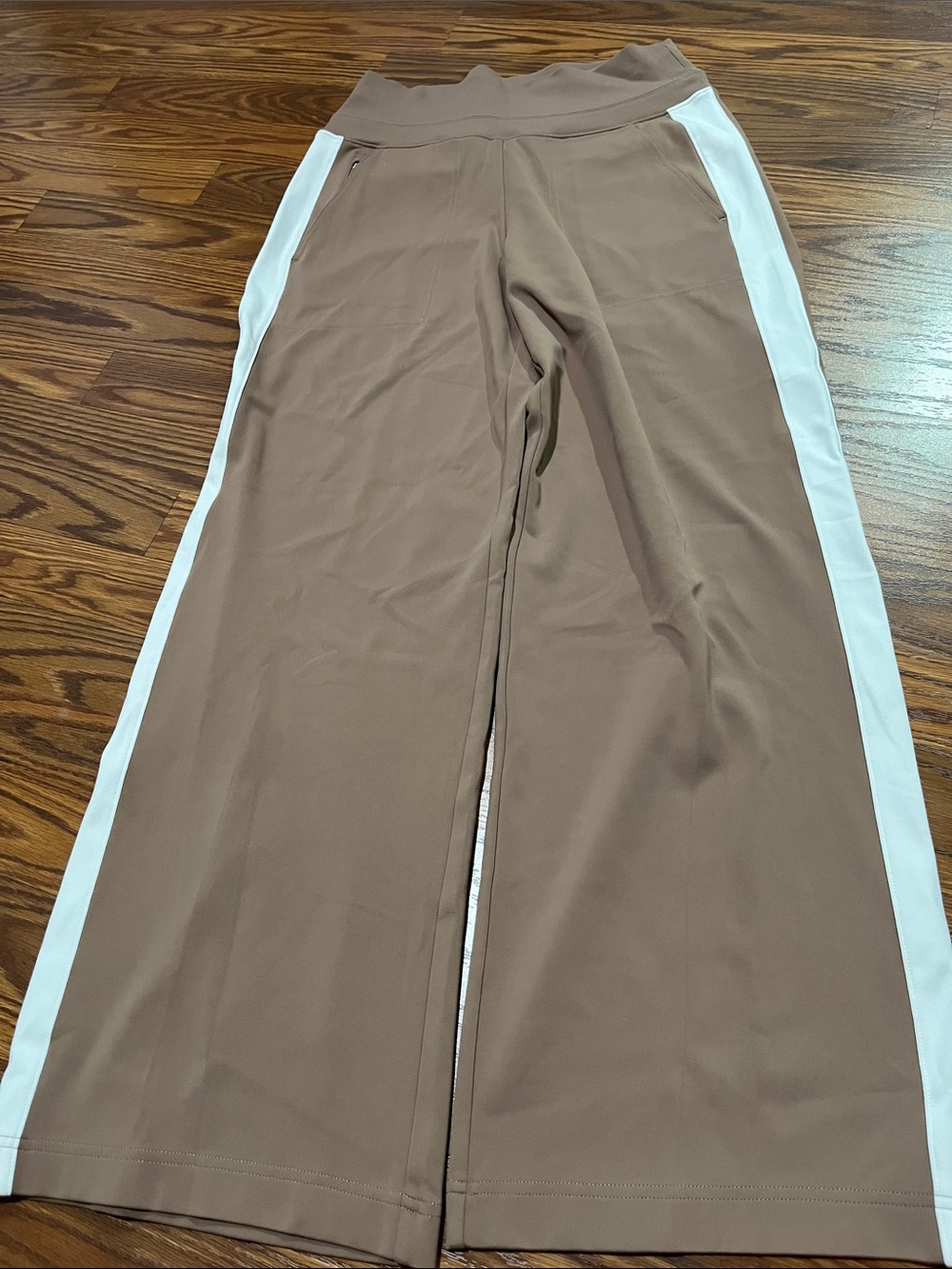 Athleta VENICE Wide-Leg Track Pants Colorblock Brown white xs